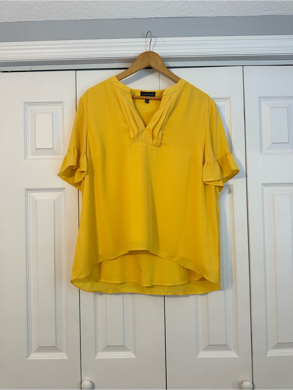 Women's Yellow V-Neck Ruffle Sleeve Blouse, XL